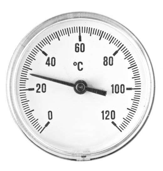 Analog temperature sensor using Celsius scale.