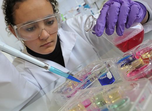 A female scientist working in a laboratory.