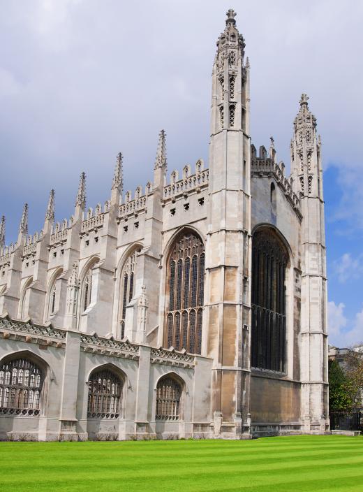 King's College Chapel at the University of Cambridge is an example of a masonry building.
