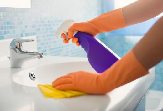 Some household cleaners are made with a solution that contains 5% to 10% ammonia.