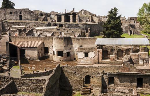An earthquake devastated Pompeii long before records were kept.