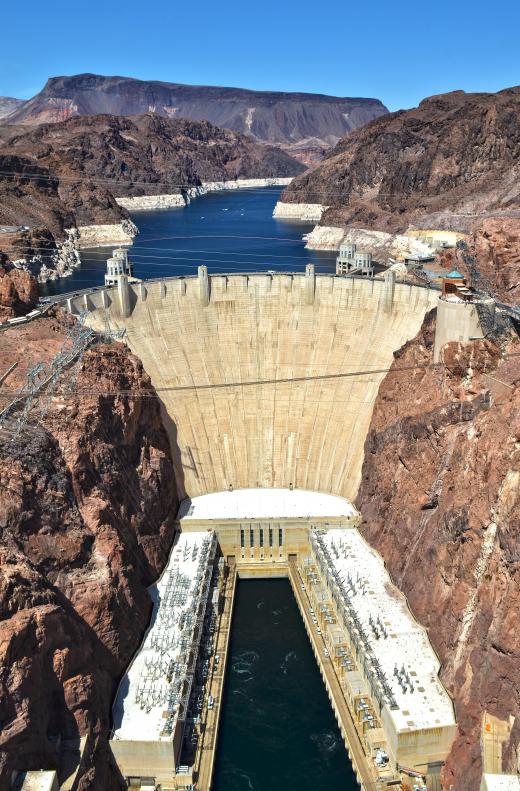 The Hoover Dam is used to generate hydroelectric power, a form of green energy.